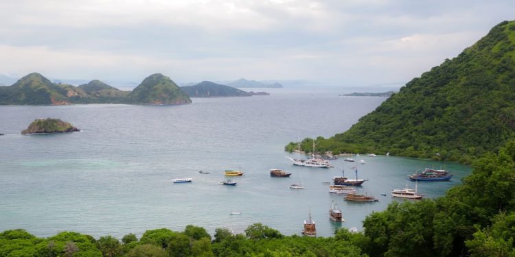 Kasus Privatisasi Pantai Binongko oleh Pengusaha Resort Jadi Sorotan