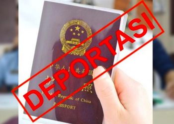 Imigrasi Kendari Deportasi 2 Warga Negara China