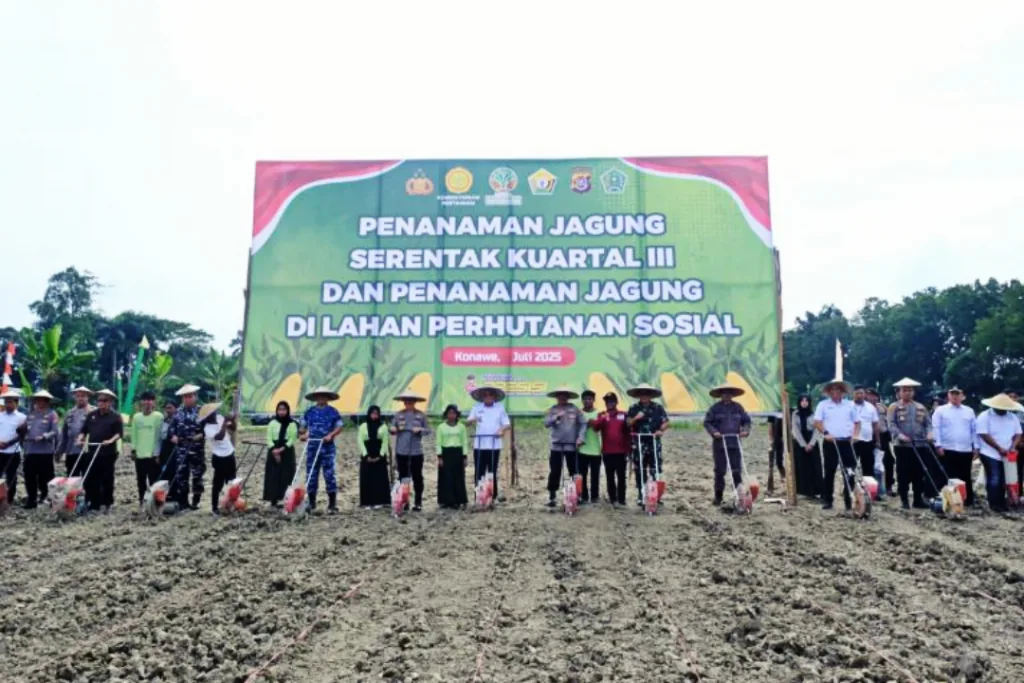 Kapolda Sultra Pimpin Penanaman Jagung di Konawe - MediaSultra.com