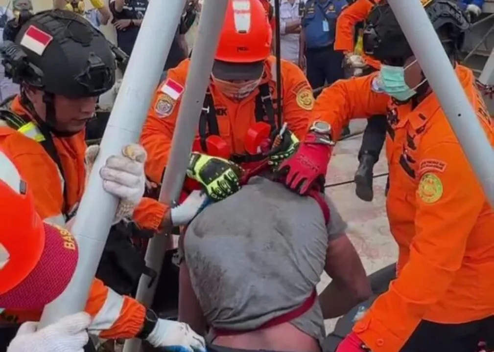 Tragis, Awak Kapal Vessel Tewas Terjebak di Palka Saat Sandar di Jeti Morosi - MediaSultra.com